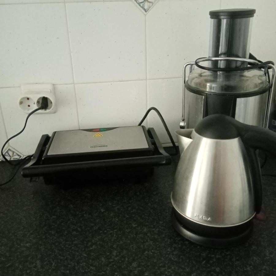 Appartamento Apartamento T2- Apartamento Do Gu Ponta Delgada Esterno foto